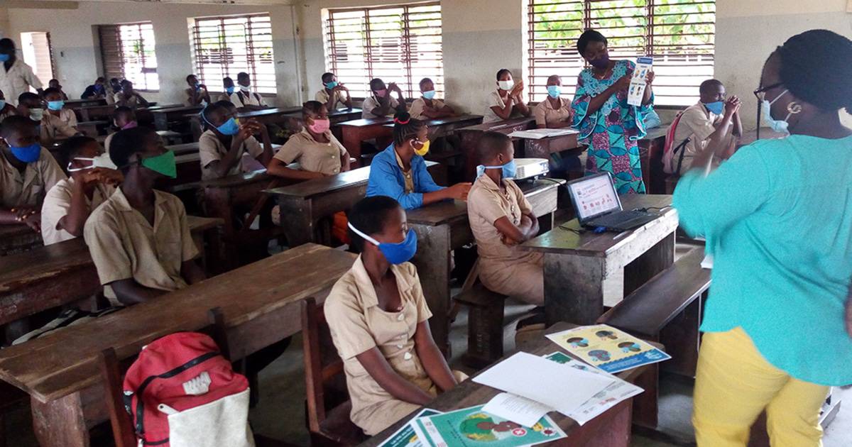 In Benin, the reopening of schools leads to an adaptation of the school environment
