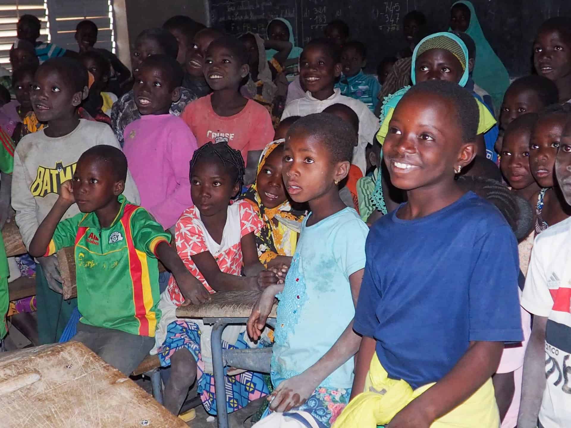 Burkina Faso: Children at their school's media library