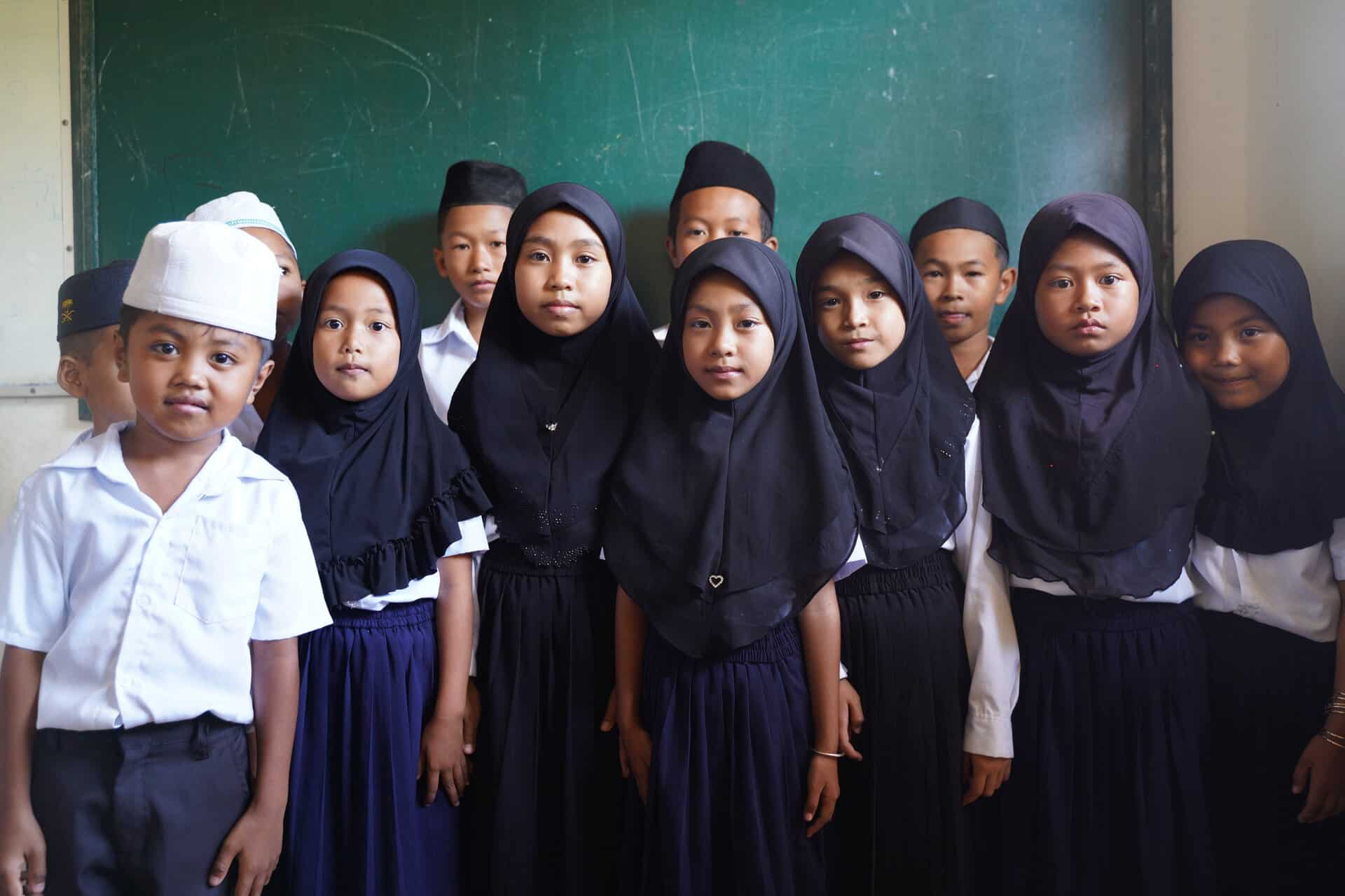 Action Education soutient les enfants provenant des groupes ethniques les plus marginalisés du pays, en leur offrant une éducation grâce à des initiatives d'apprentissage dans les langues des minorités ethniques. Cambodge, 2023. © Gilles Oger 